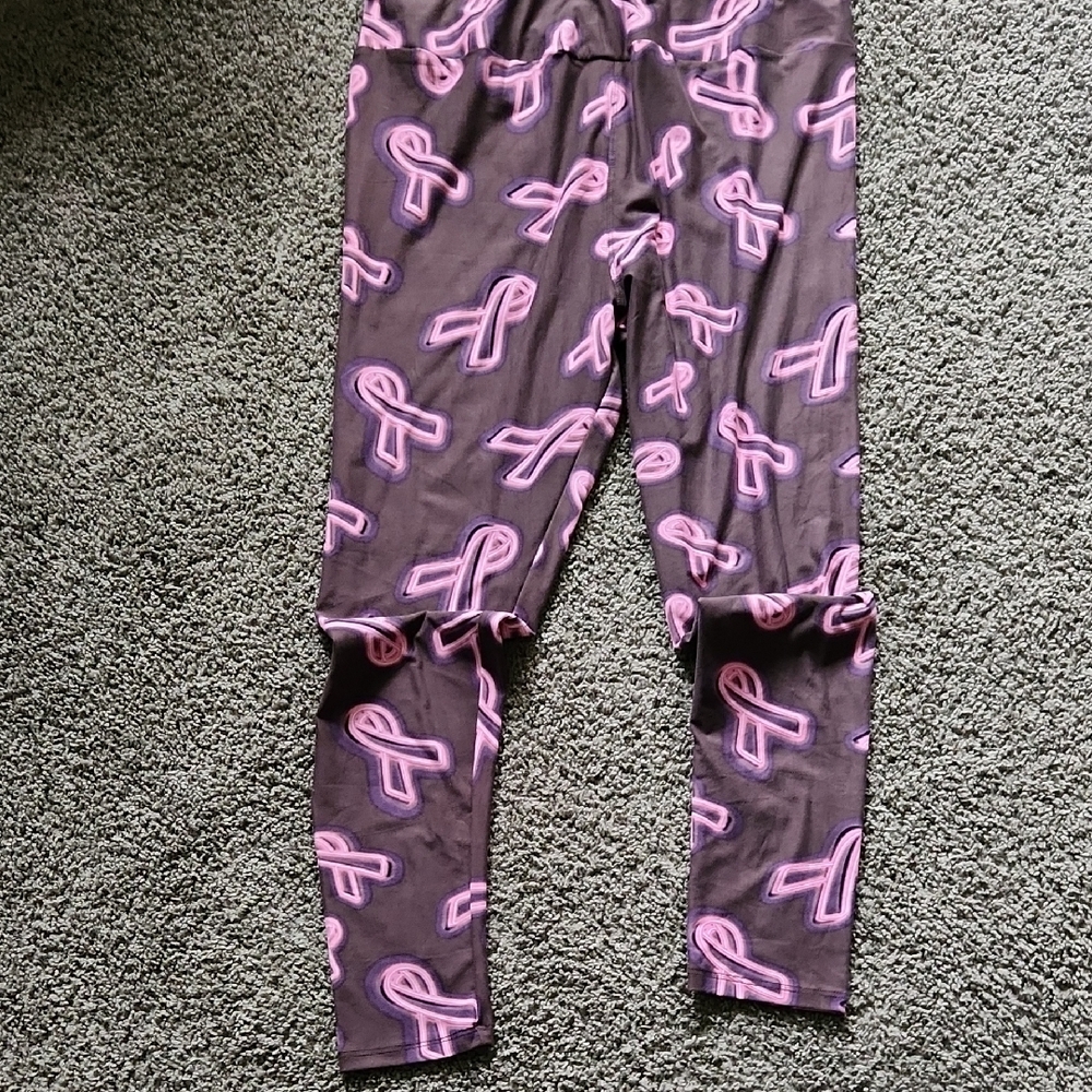 LuLaRoe Pink and Black Leggings with Elastic Ankle Cuff